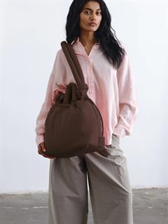 BAG ONA