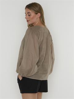 BLOUSE GATHERED