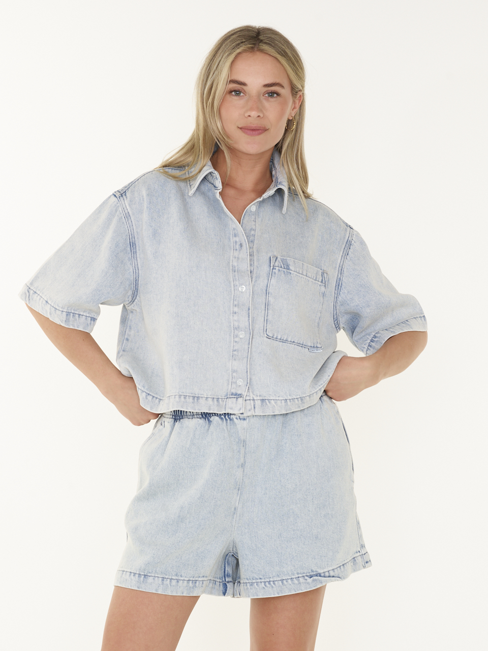 BLOUSE SHORT SLEEVE DENIM