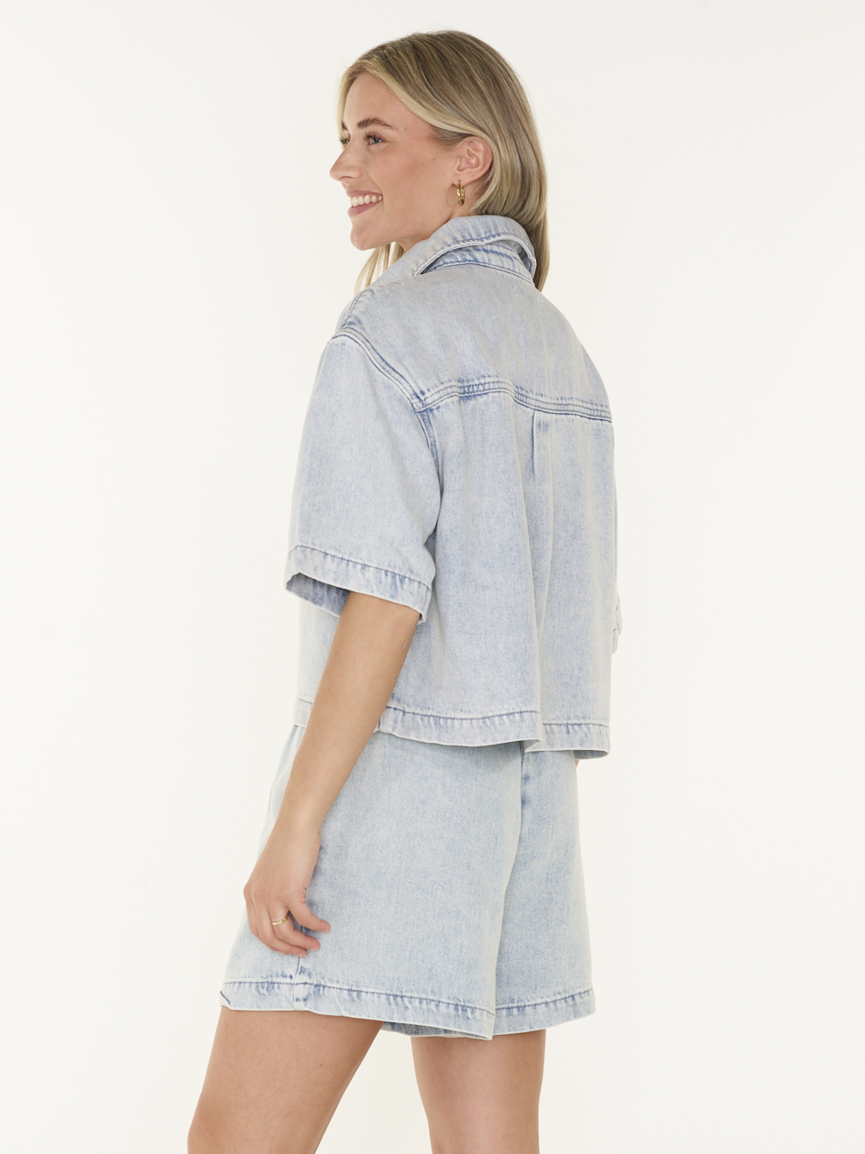 BLOUSE SHORT SLEEVE DENIM