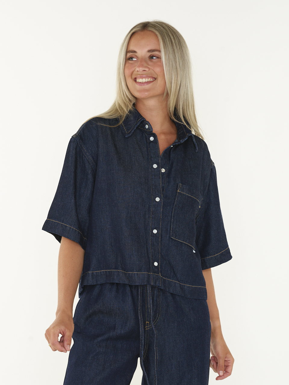 BLOUSE SHORT SLEEVE DENIM