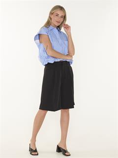 BLOUSE SLEEVELESS TUCK IN