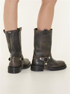 BOOT KURT DISTRESSED BULL