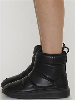 BOOT MOON