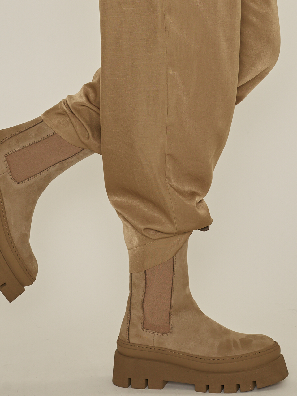 BOOTS CPH685
