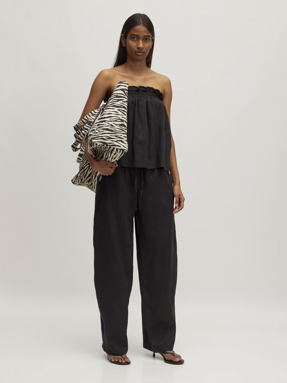 BROEK VALERIE