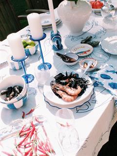 DINNER PLATE MARINE BLUE SCALOPPED