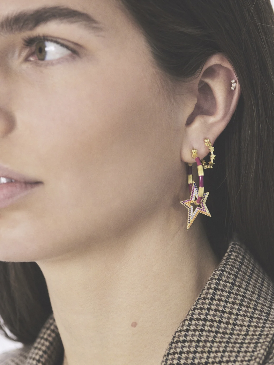 EARRING SINGLE STARS ALIGN HOOP GOLD PLATED