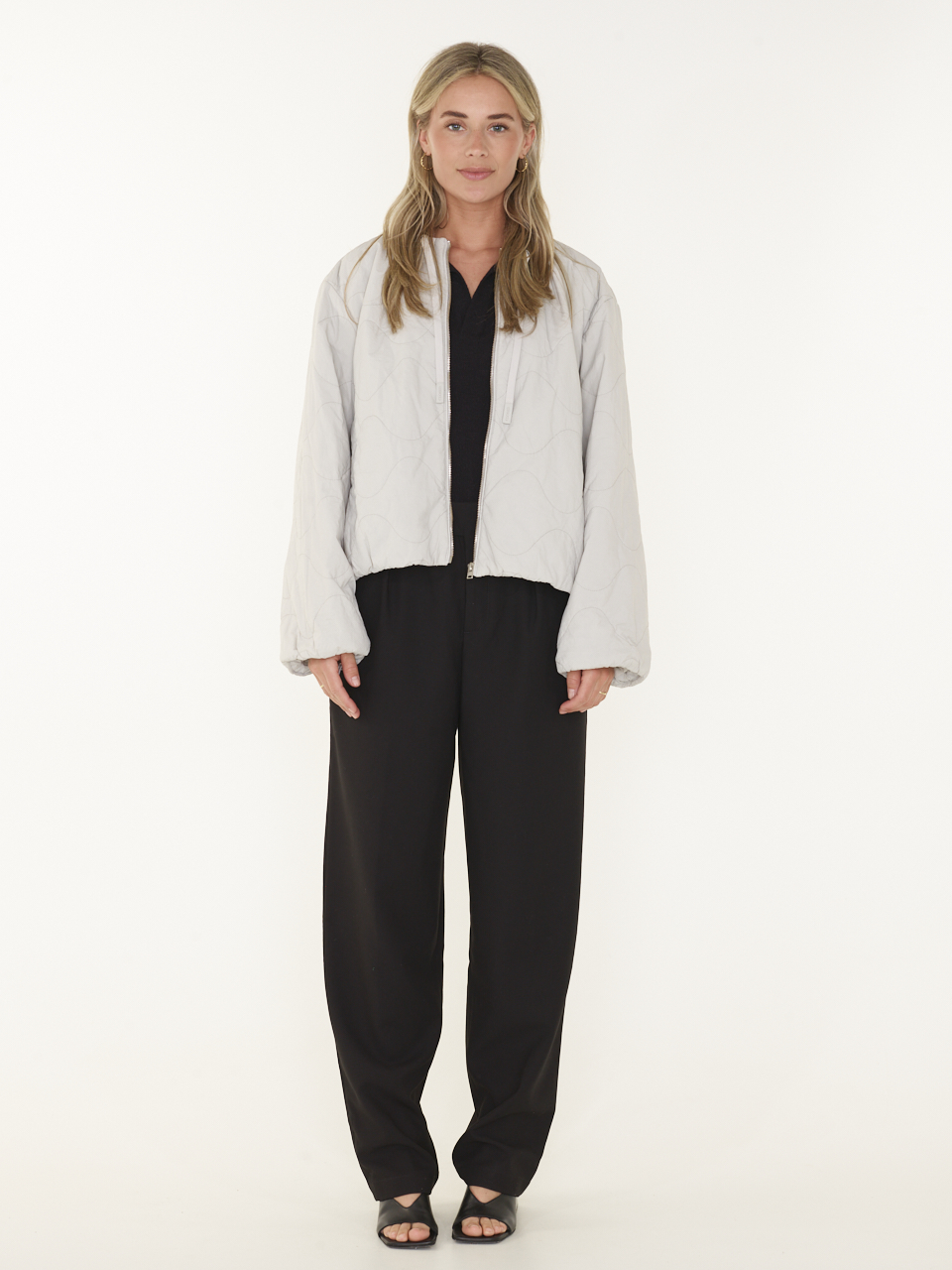 JACK CROPPED GATHERED BOMBER