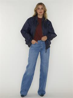 JAS LEON BOMBER