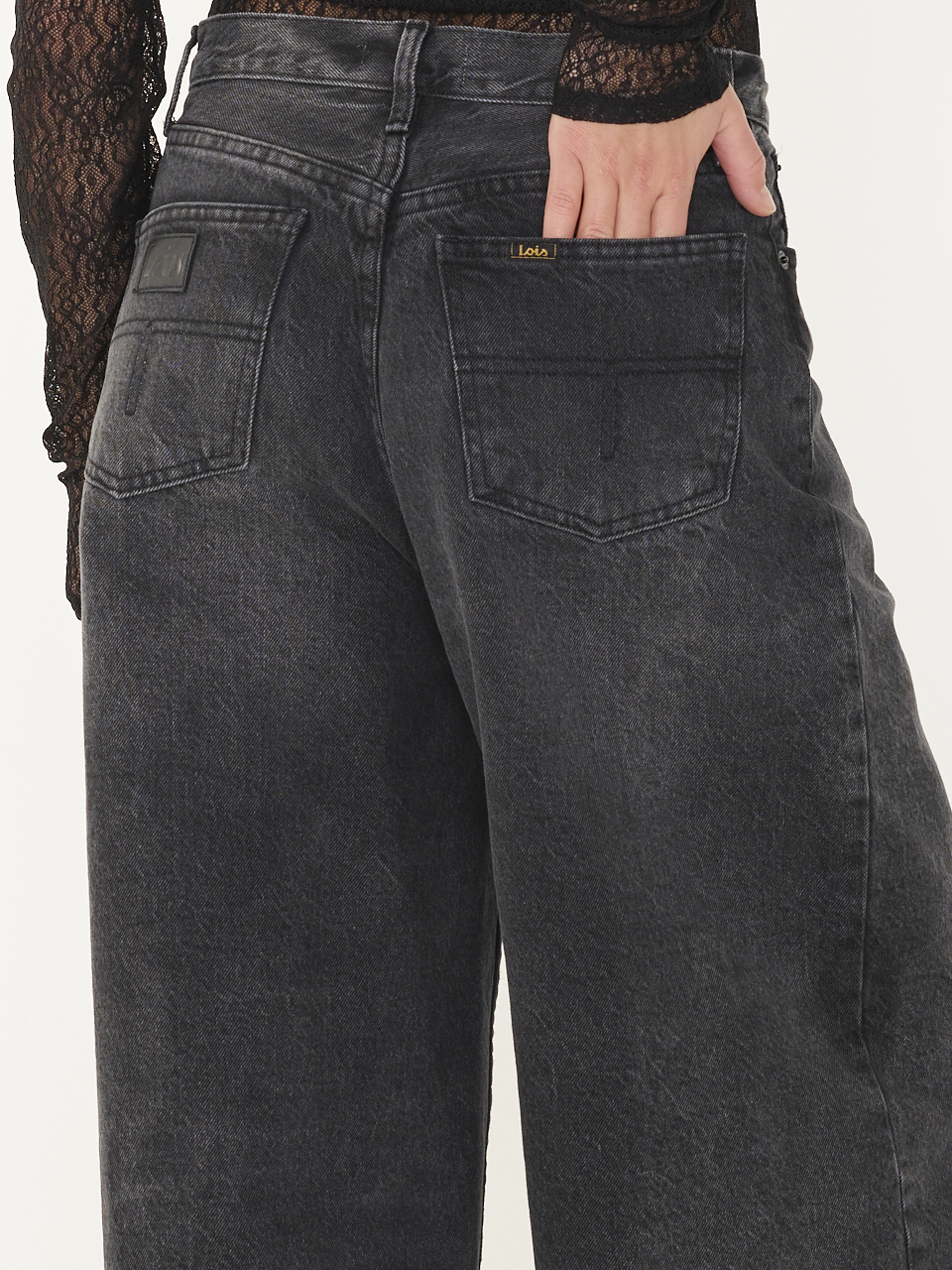 JEANS AKIRA