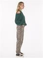 JEANS BARREL FIT LEOPARD