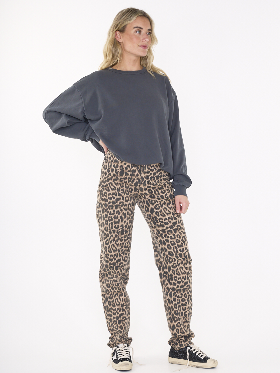 JEANS BARREL FIT LEOPARD