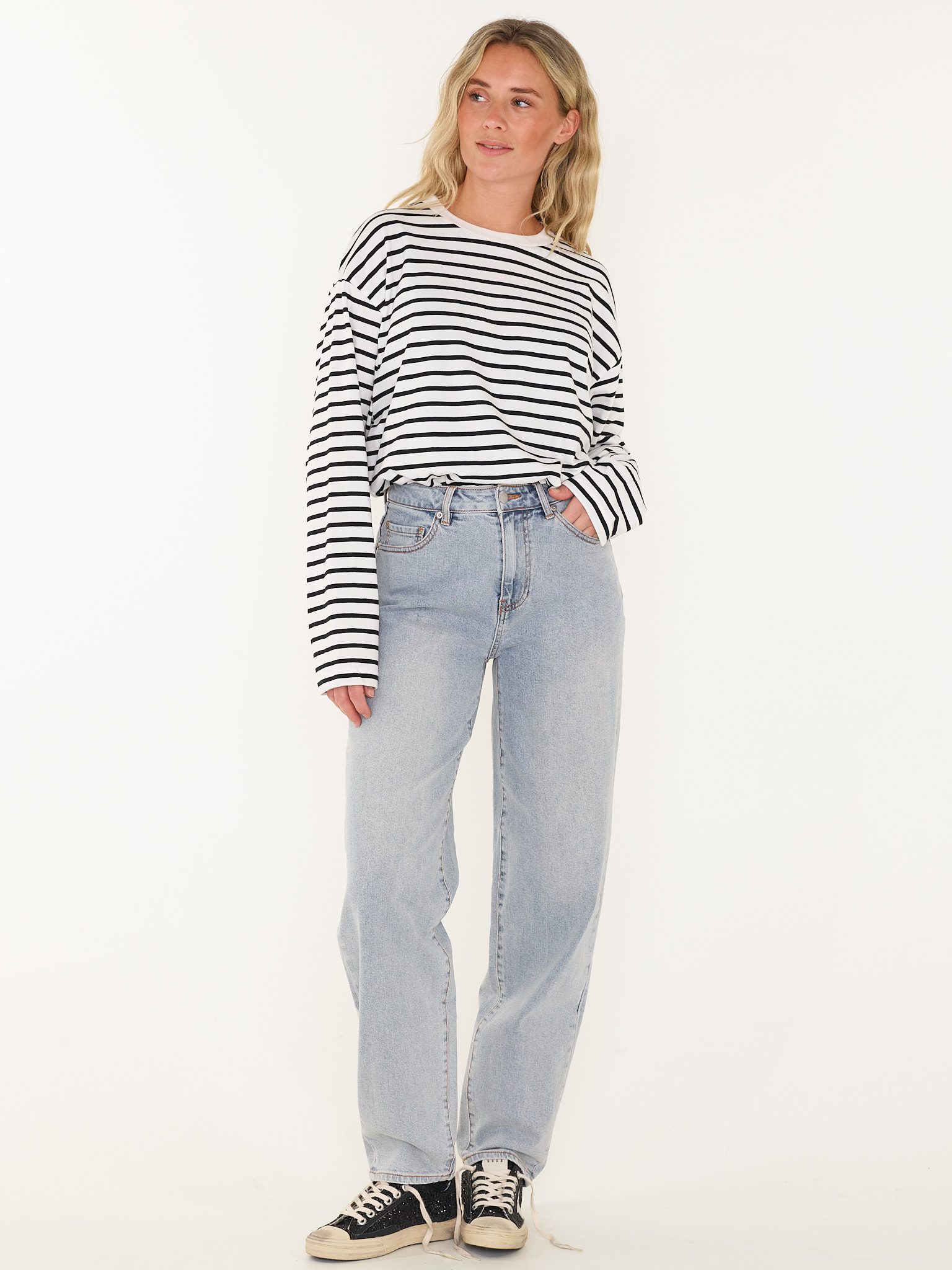 JEANS BARREL FIT