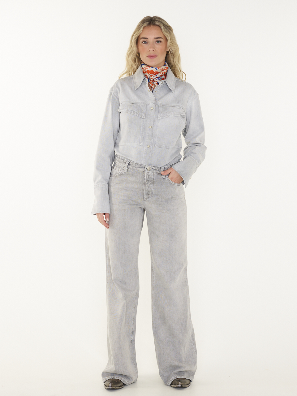 JEANS GILLAN