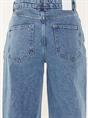 JEANS LOOSE FIT SNAP BUTTONS