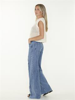 JEANS LOOSE FIT SNAP BUTTONS