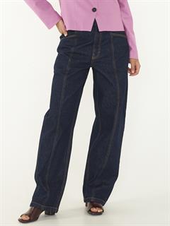 JEANS NO 02