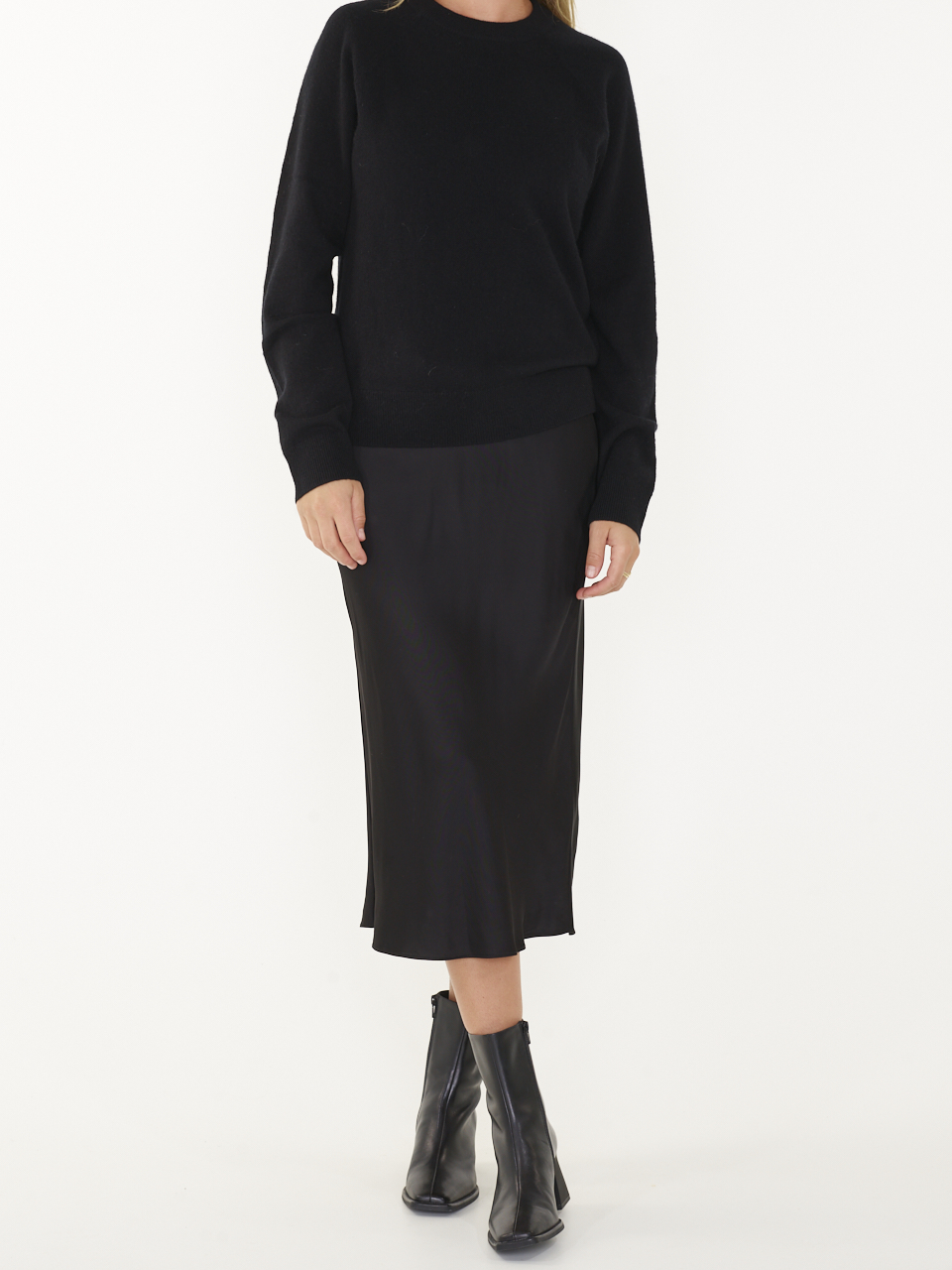 KNIT BOSTON CASHMERE O-NECK 6304