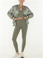 LEGGING THE MERCER CR