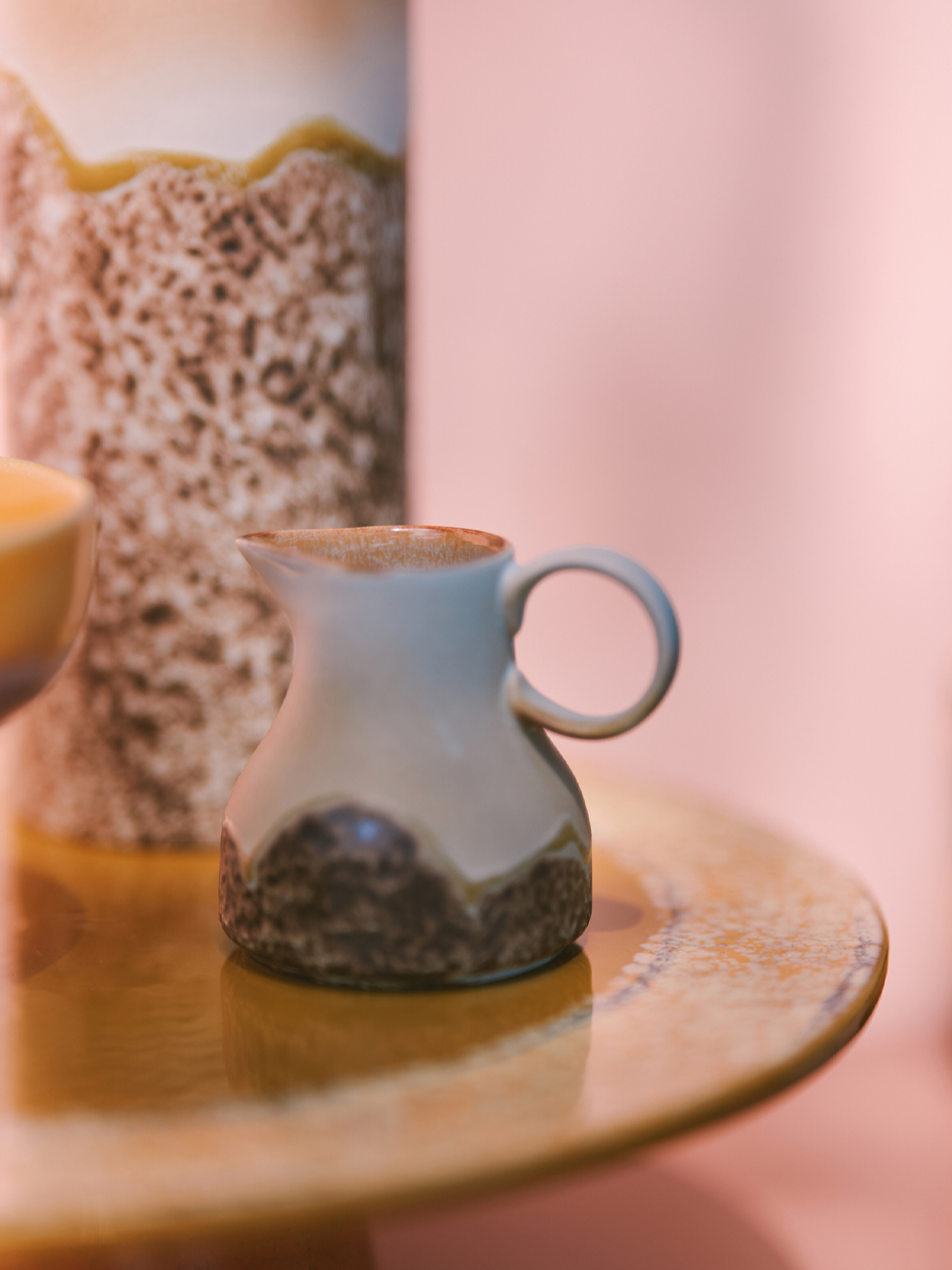 MILK JUG 70'S CERAMICS SHELL