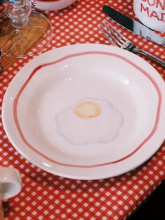 PLATE OEUF BREAKFAST