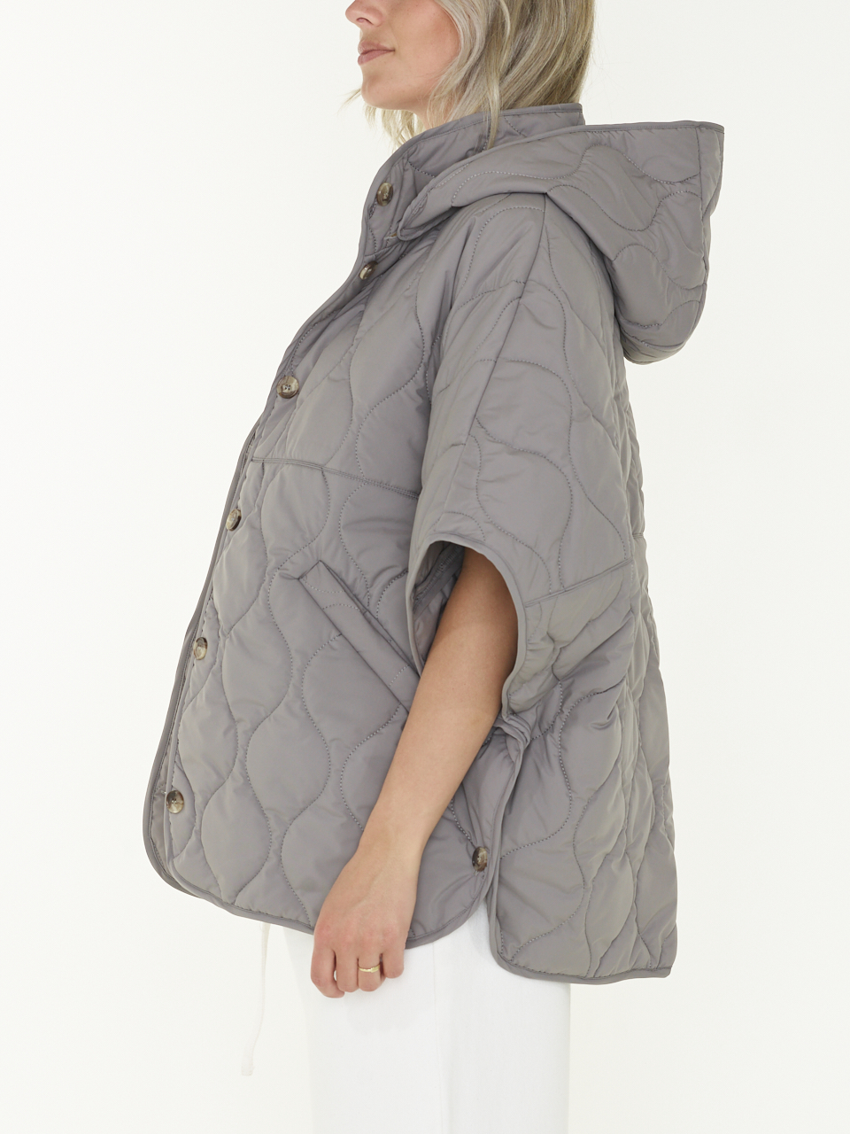 PONCHO DELIA'CL