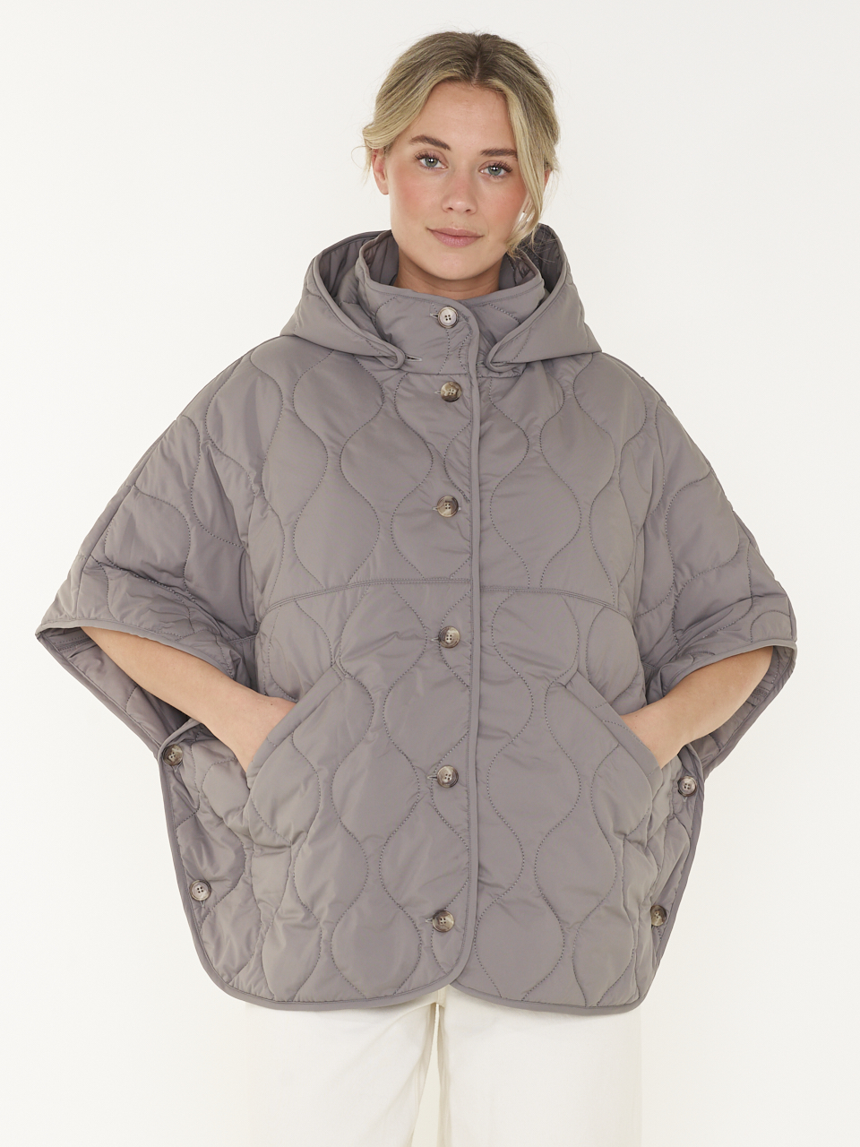 PONCHO DELIA'CL
