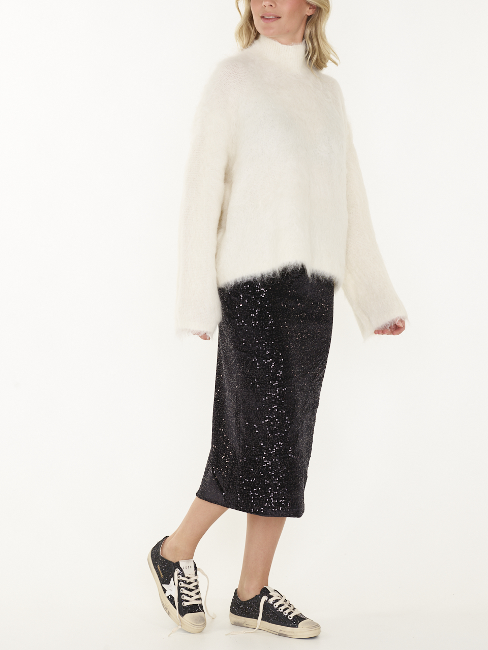 ROK LUCA SEQUIN
