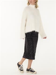 ROK LUCA SEQUIN