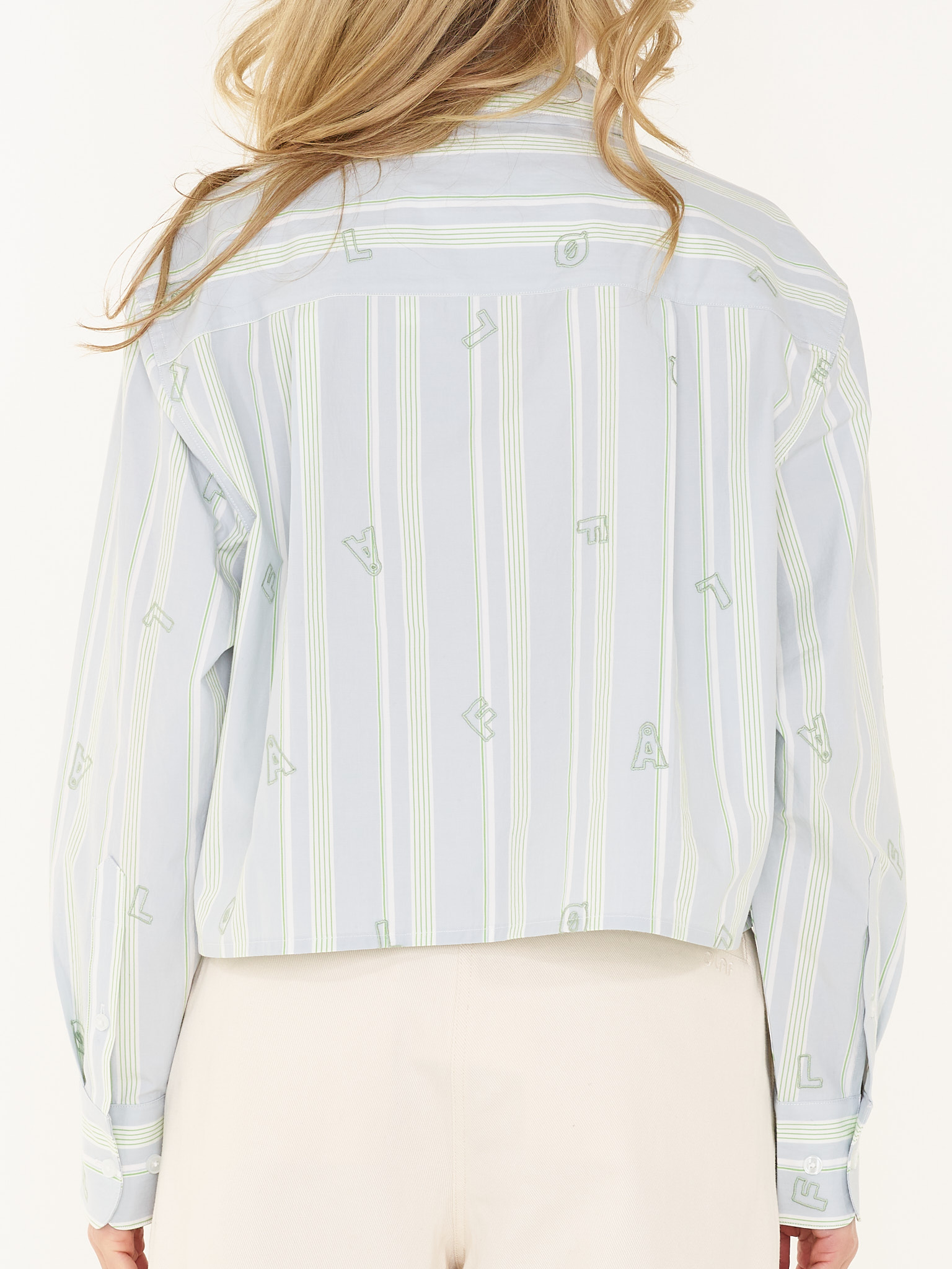 SHIRT EMBRO LOGO STRIPE CROPPED