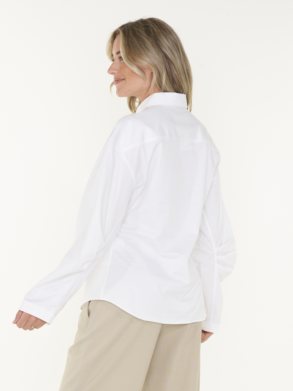 SHIRT PLEATED SLEEVE
