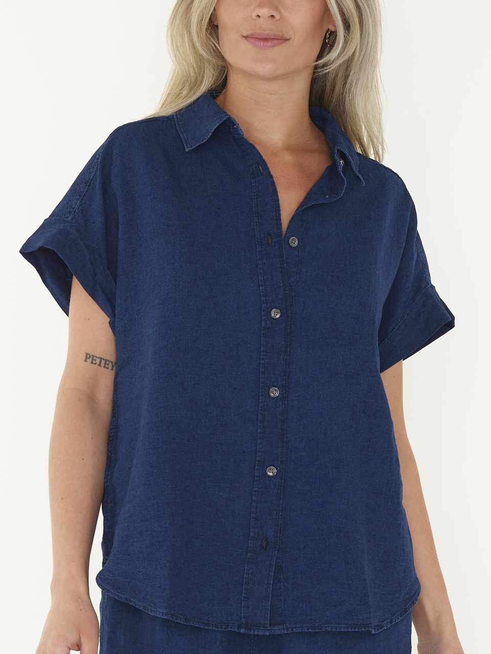 SHIRT SLEEVELESS