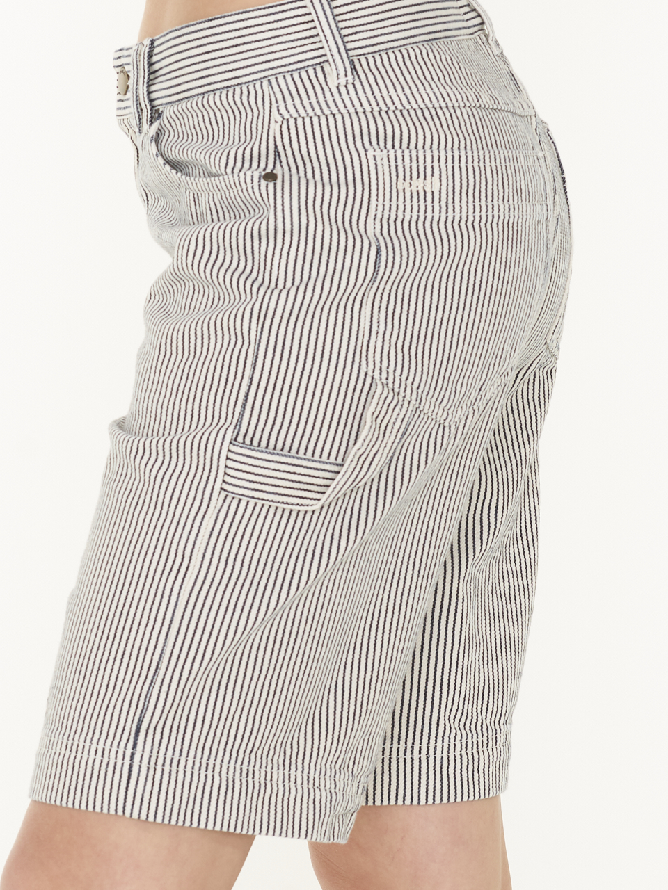 SHORT CISAE