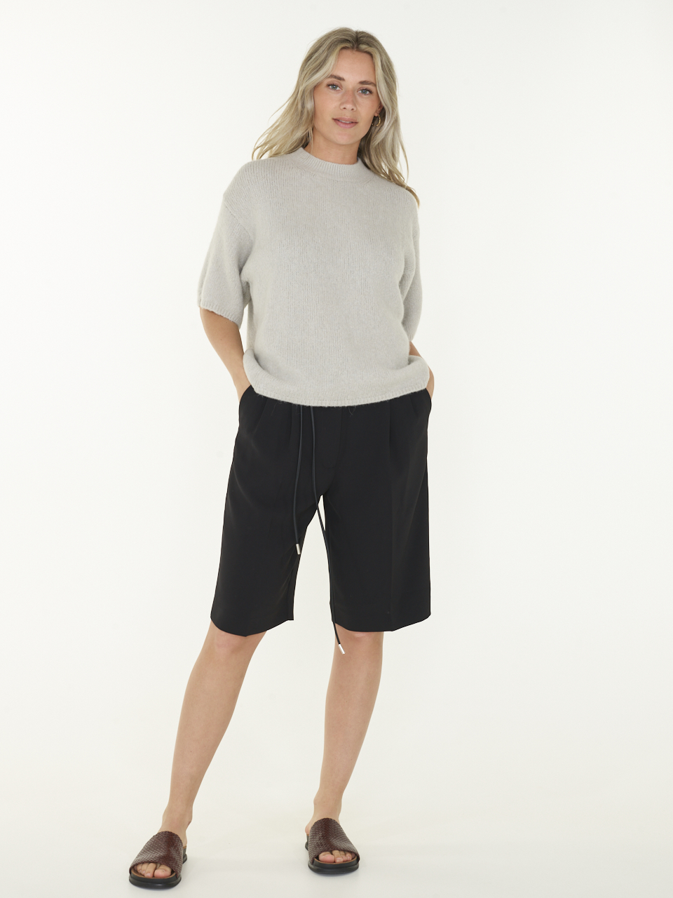 SHORT FIQUE STRING