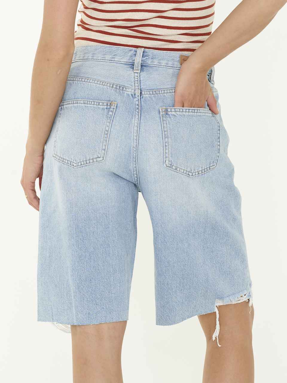 SHORT JESSY