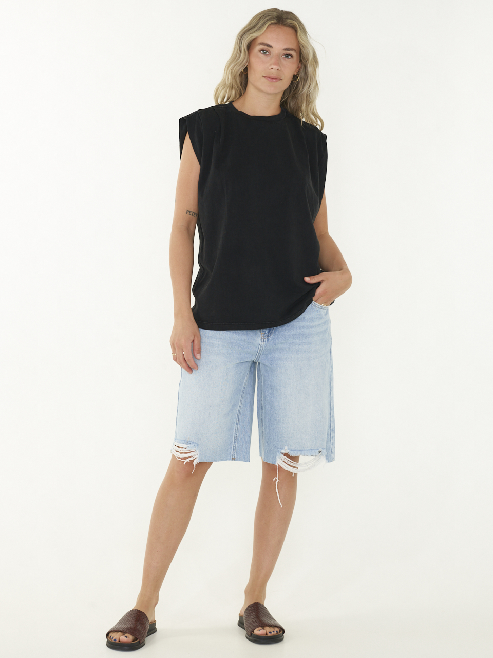SHORT JESSY