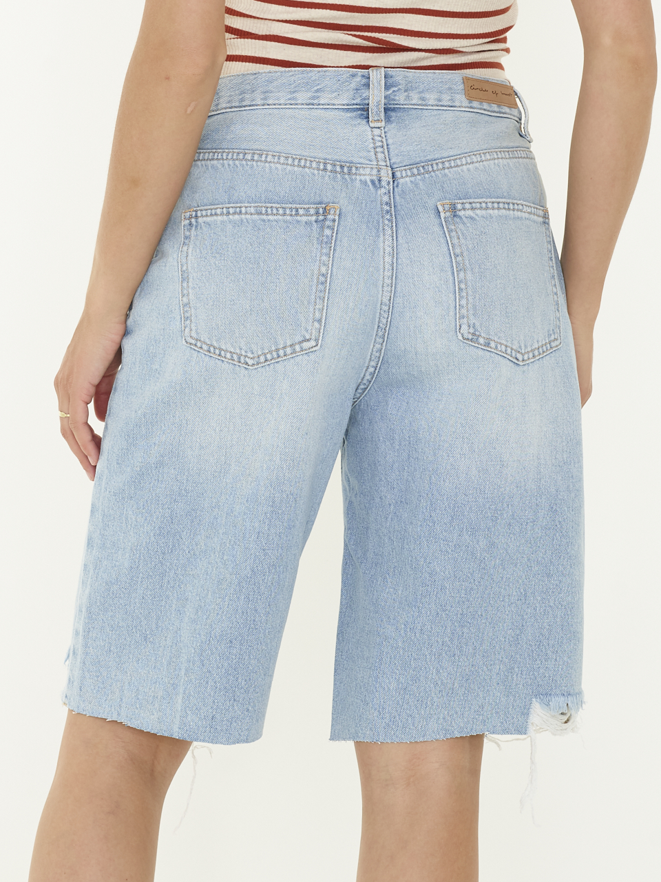 SHORT JESSY