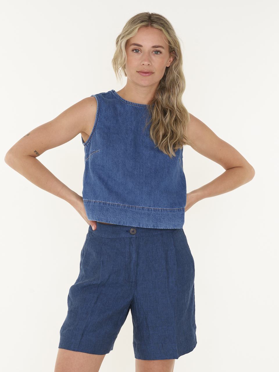 SHORT MSCHNAIRA CLARITTA