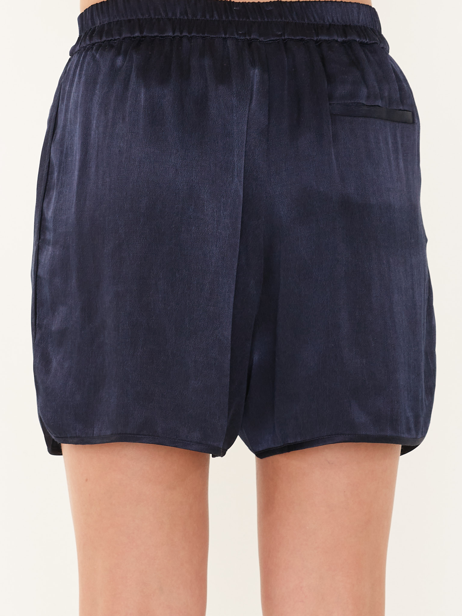 SHORT SWAEL