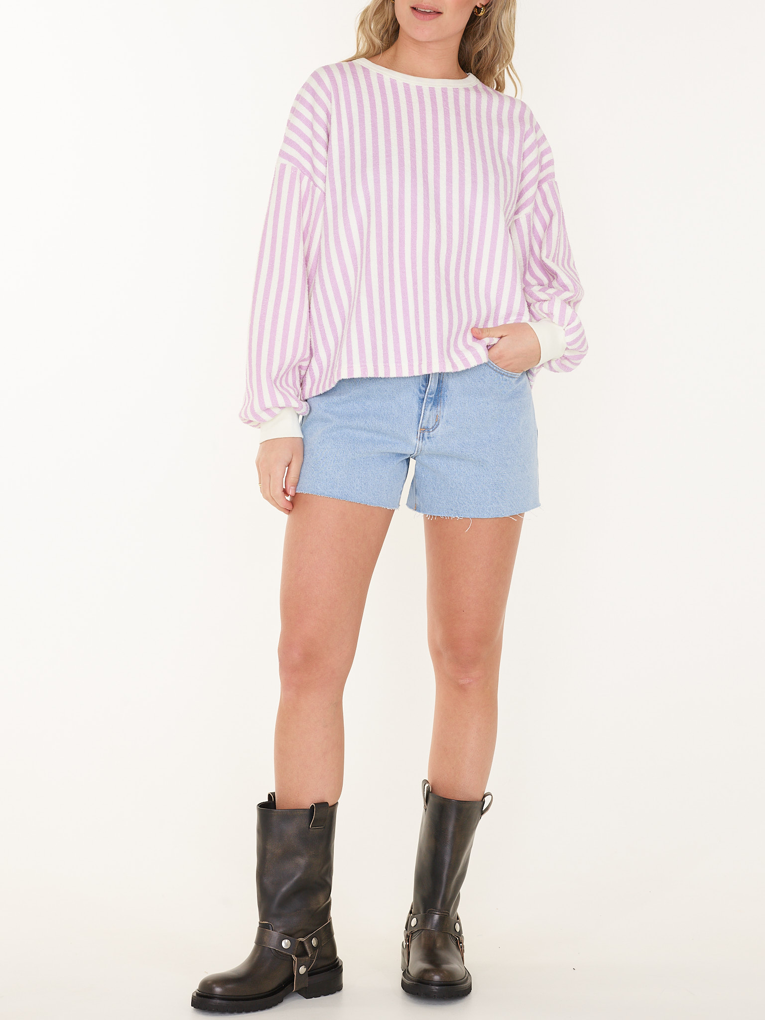 SHORT VENICE KENDALL