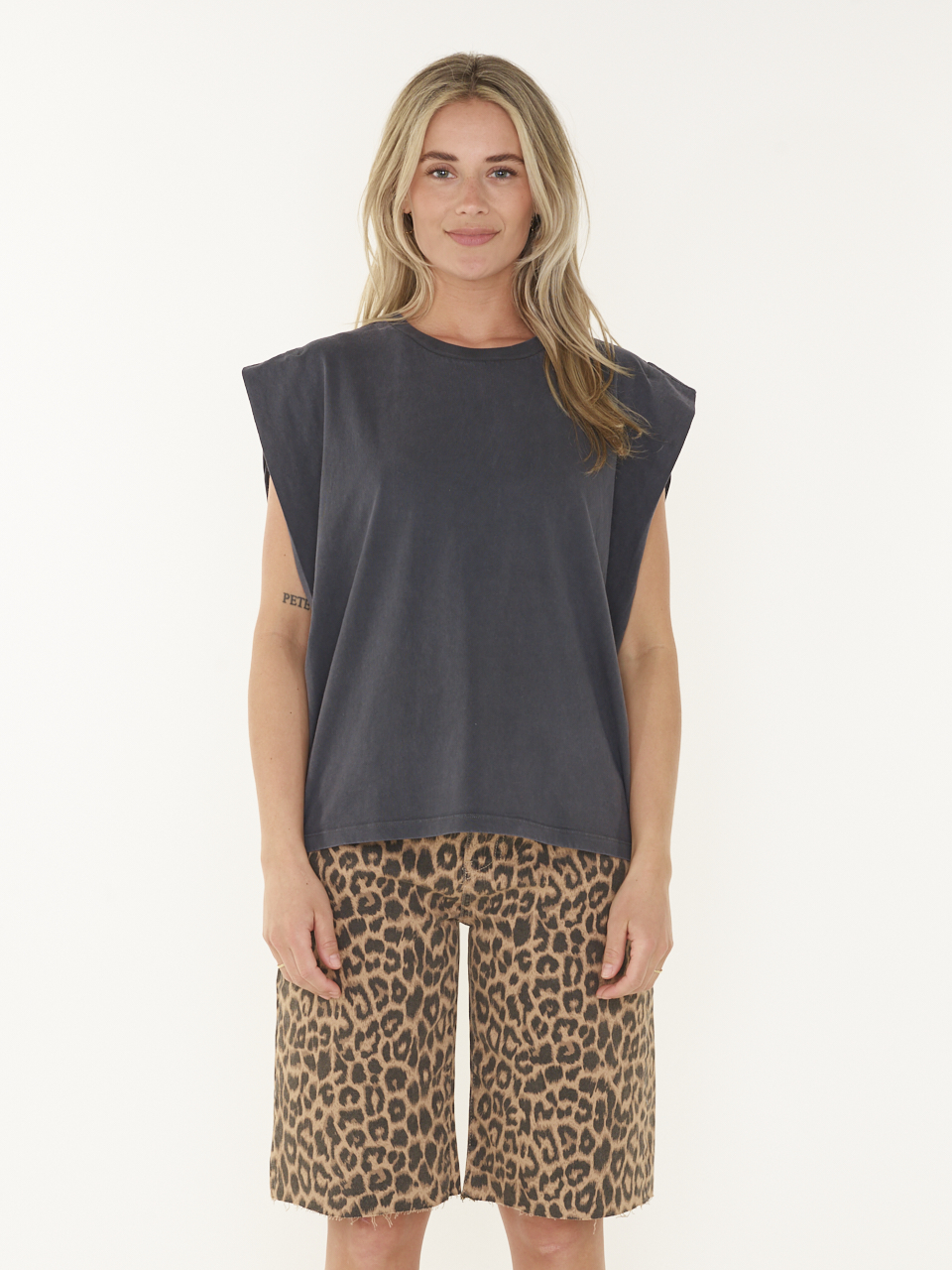 SINGLET FOLDED SHOULDER