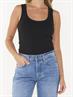 SINGLET SCOOP NECK RIB