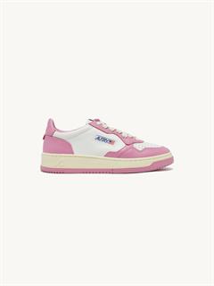 SNEAKER MEDALIST LOW