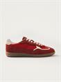 SNEAKER RIFE