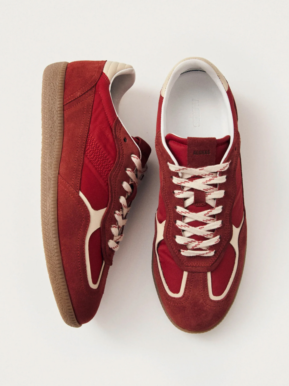 SNEAKER RIFE
