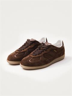 SNEAKER RIFE