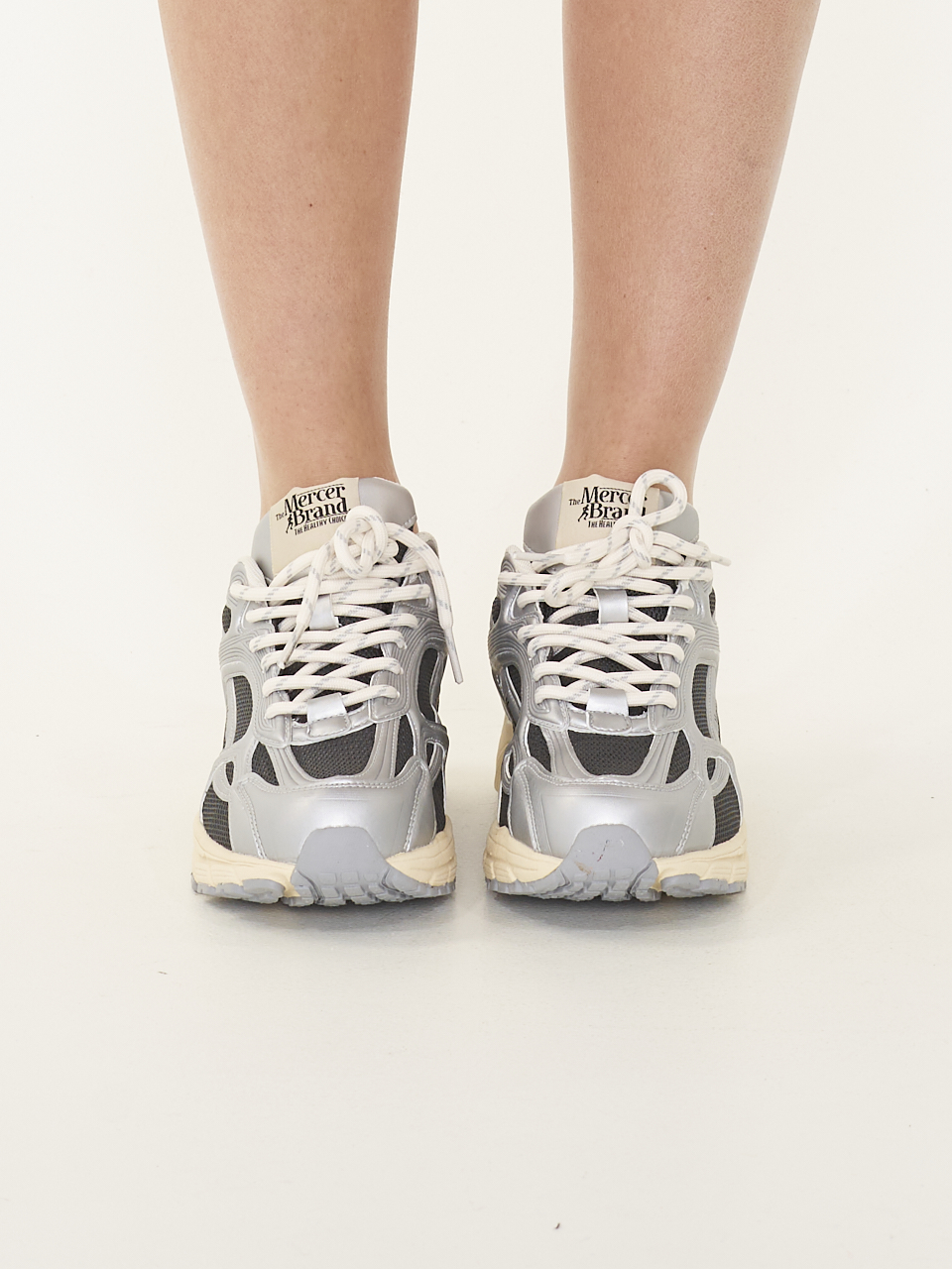 SNEAKER THE RE-RUN HIGH FREQUENCY
