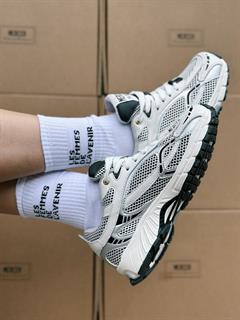 SNEAKER THE RE-RUN