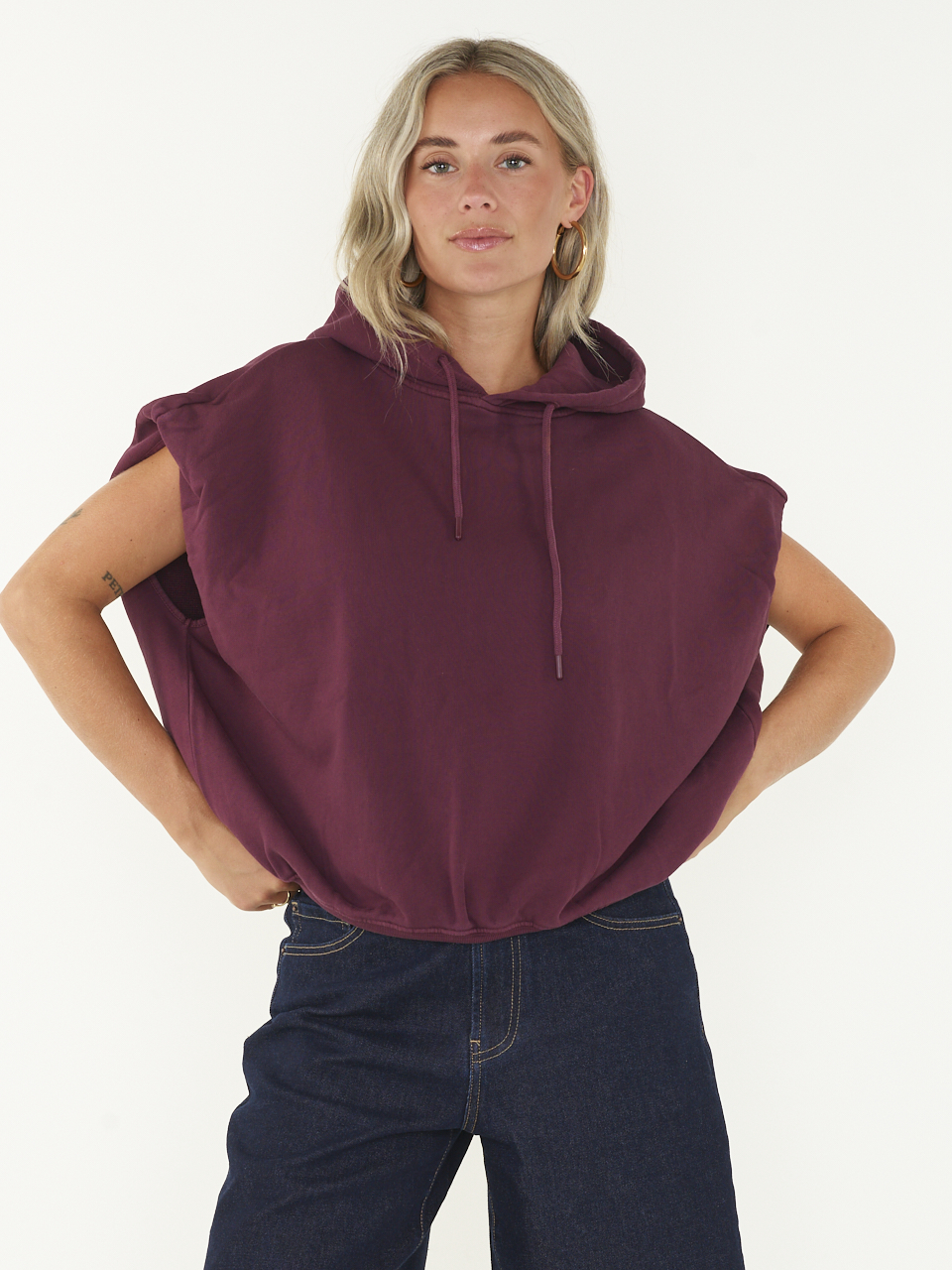 SWEAT SLEEVELESS HOODIE